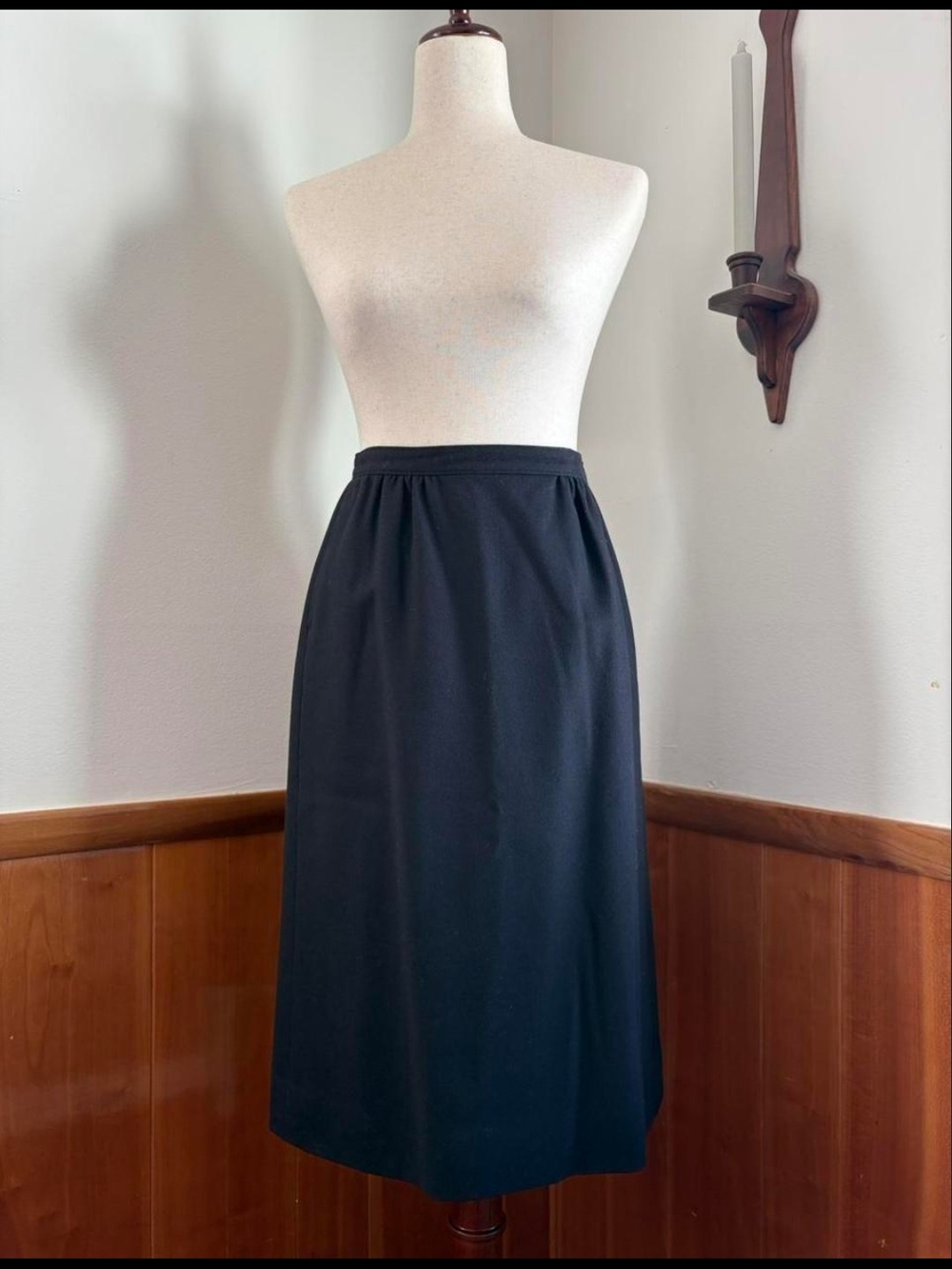 Vintage Pendleton Black A-Line 100% Wool Skirt - With Pockets